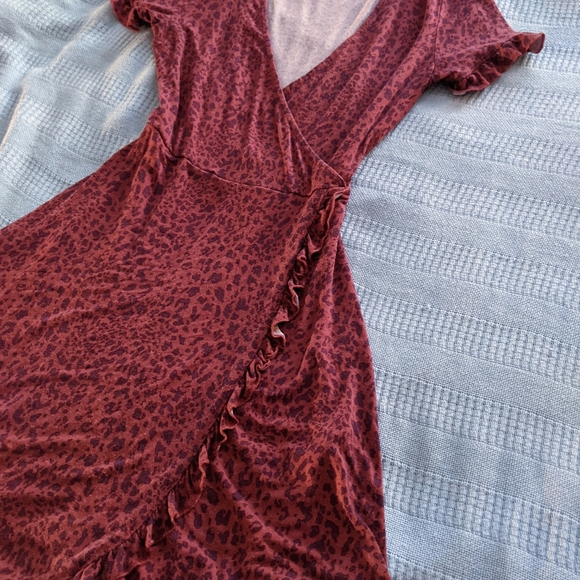Forever 21 flirty mini dress - Picture 4 of 4
